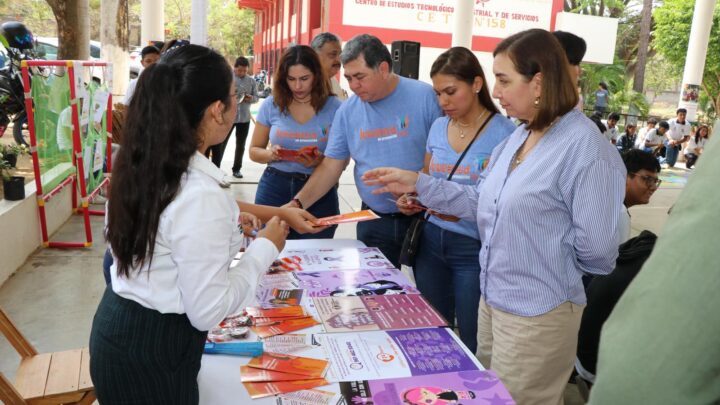 DIF Villaflores y Centro Estatal de Prevención Social Organizan Jornada de Prevención en Escuela Secundaria