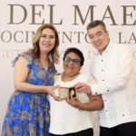 Entregan medallas a docentes que han dedicado su vida profesional al servicio de la educación