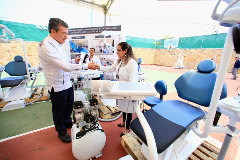 Programa de Salud Bucal cuenta con recursos materiales y humanos para fortalecer atención