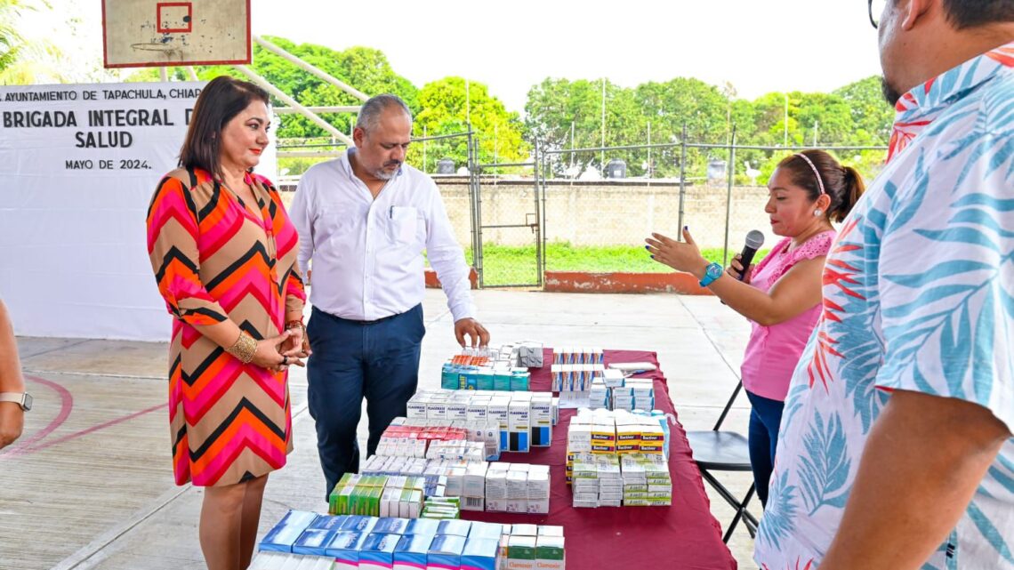 LLEVAN BRIGADA DE SALUD INTEGRAL A ESCUELA PRIMARIA DE TAPACHULA