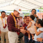 Tras 47 años de abandono, Rutilio Escandón moderniza Plaza Cívica del municipio de Osumacinta