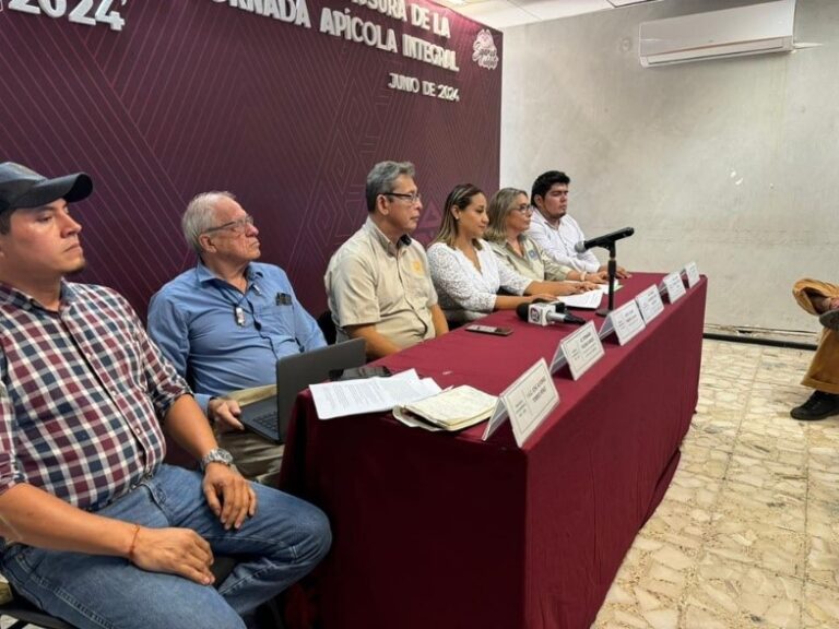 Realizará UNACH la Feria de la Miel en el Parque Bicentenario de Tapachula