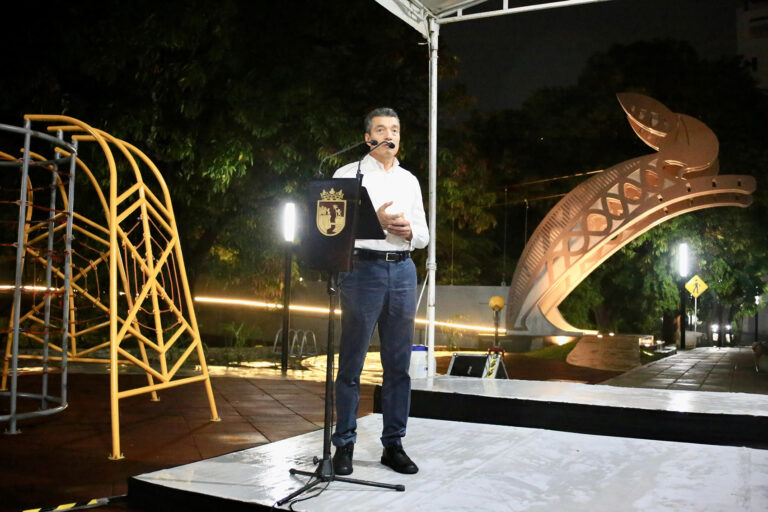 Inaugura Rutilio Escandón Puente Peatonal “Paseo de Los Conejos”, en Tuxtla Gutiérrez