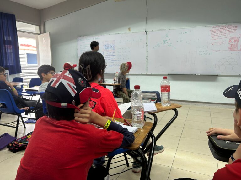 Se concentra en la UNACH la selección mexicana que participará en la Competencia Internacional de Matemáticas 