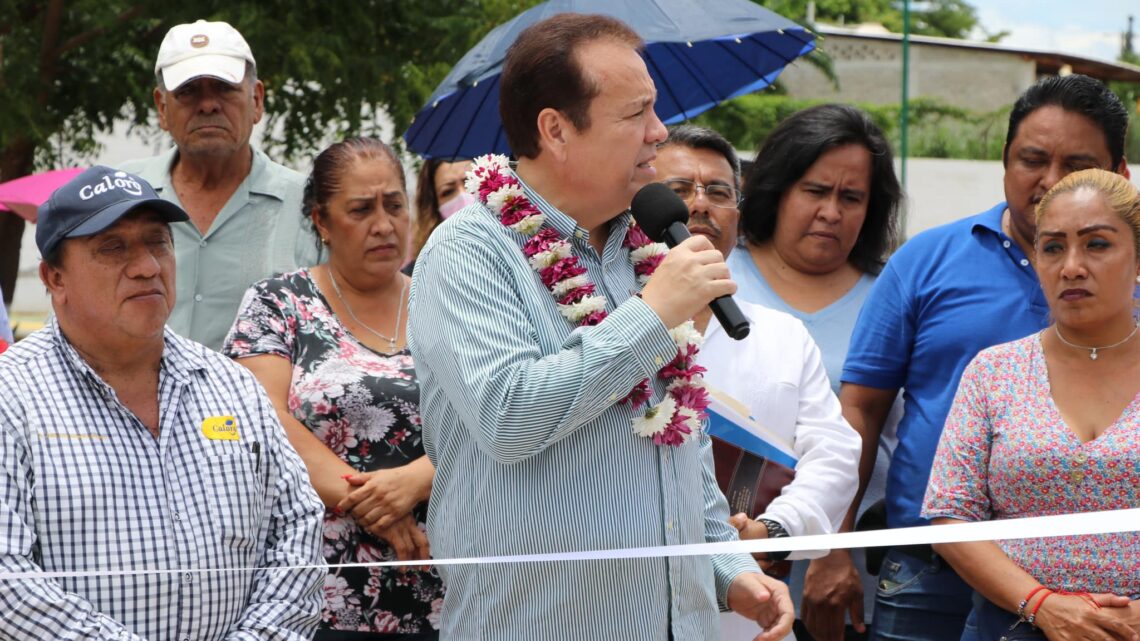 Mariano Rosales Entrega Parque en Huanacaxtle