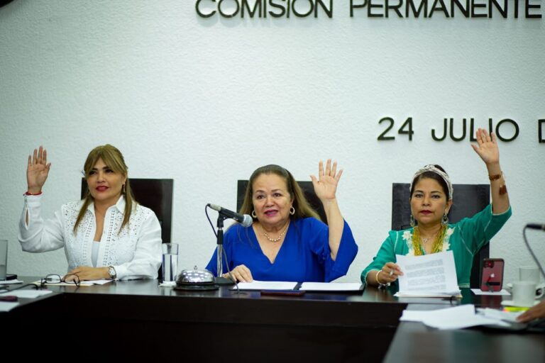 Comisión Permanente convocó al Segundo Periodo Extraordinario de Sesiones, del Tercer Año de Ejercicio Constitucional