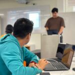 Impartieron  estudiantes de la UNACH certificados como App Development with Swift Associate cursos de programación