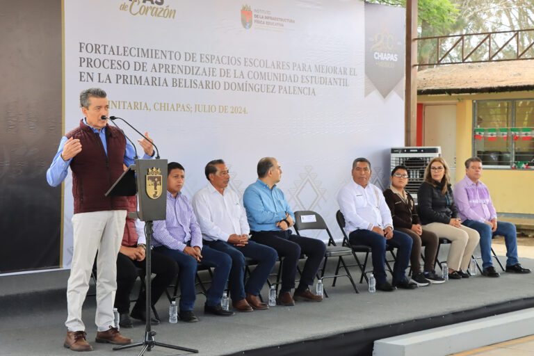 En La Trinitaria, inaugura Rutilio Escandón construcción de aulas en la Primaria “Belisario Domínguez Palencia”