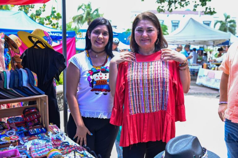 INICIA AYUNTAMIENTO EL TIANGUIS BICENTENARIO PARA PROMOVER EL CONSUMO LOCAL