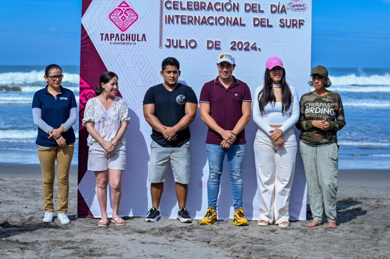 CON LIMPIEZA DE PLAYAS AYUNTAMIENTO DE TAPACHULA CONMEMORA DÍA INTERNACIONAL DEL SURF