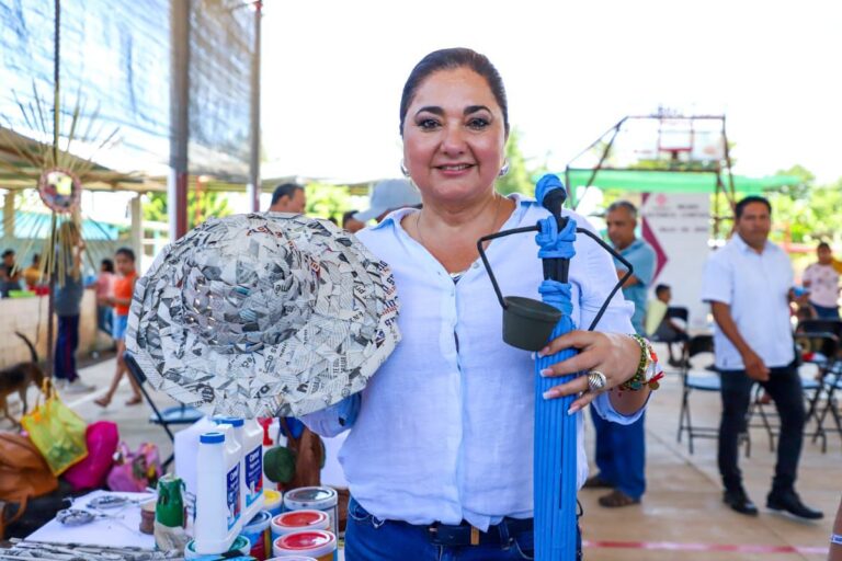 LLEVA AYUNTAMIENTO DE TAPACHULA BRIGADA “MUJER ESTAMOS CONTIGO” A EJIDO FRANCISCO I. MADERO