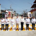 EL GOBERNADOR DE CHIAPAS Y ALCALDESA DE TAPACHULA, INAUGURAN CONSTRUCCIÓN DE PAVIMENTACIÓN INTEGRAL EN COLONIA CENTRO