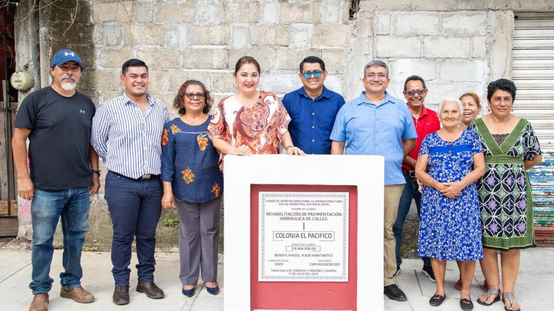 INAUGURA GLADIOLA SOTO SOTO REHABILITACIÓN DE PAVIMENTACIÓN HIDRÁULICA DE CALLES EN COLONIA EL PACIFICO