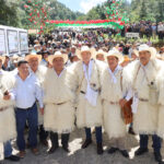 En Chamula, Rutilio Escandón inaugura los caminos Yakampot-Yaalchitom y Tzajaltetic-Los Ranchos-Corralito