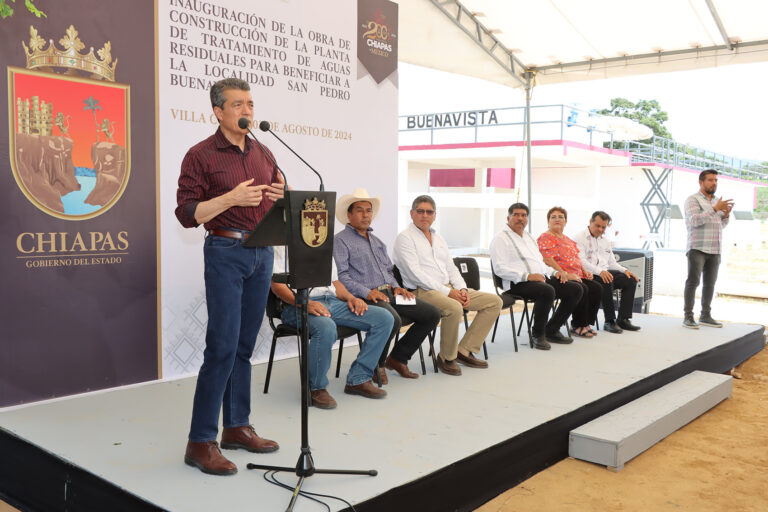 En Villa Corzo, Rutilio Escandón inaugura Planta de Tratamiento de Aguas Residuales de San Pedro Buenavista