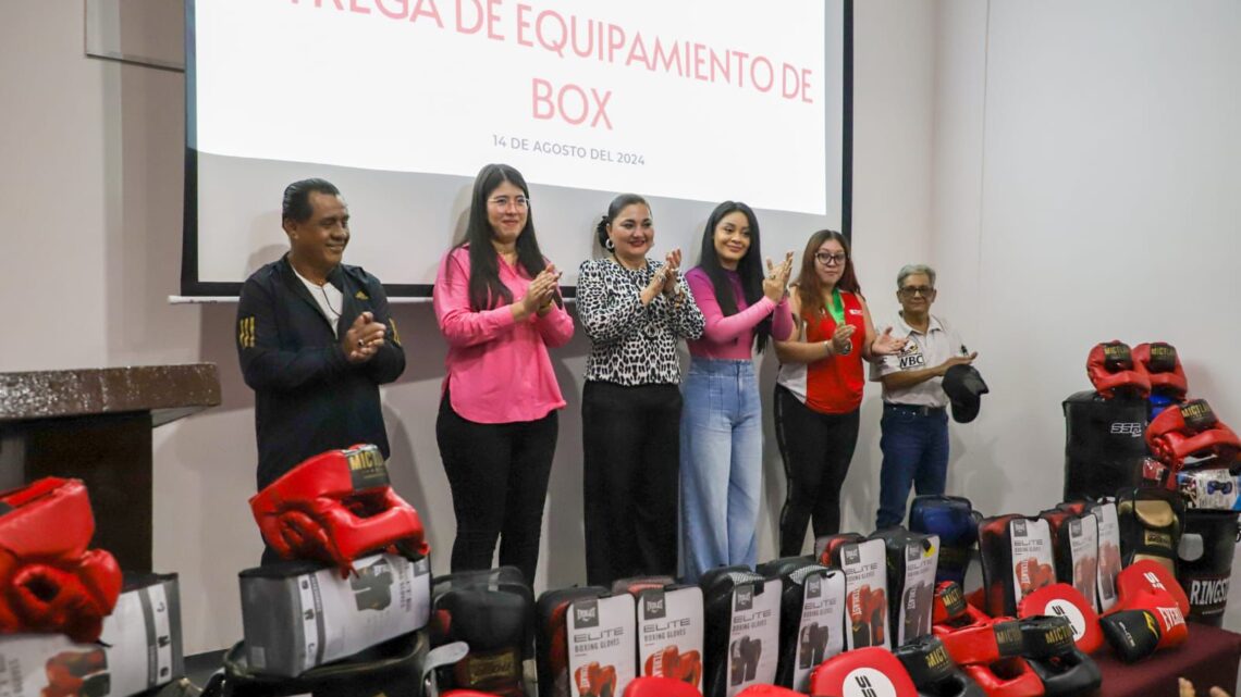 AYUNTAMIENTO DE TAPACHULA ENTREGÓ EQUIPO PARA LA PRÁCTICA DEL BOX