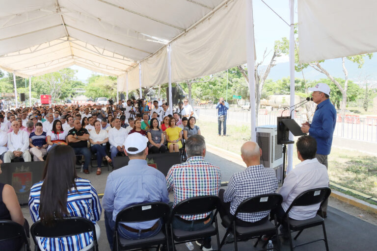 Rutilio Escandón inaugura los pasos a desnivel vehicular “Gómez Maza” y “Las Palmas” en Tuxtla Gutiérrez