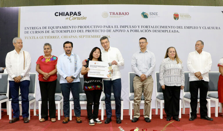 Participación de las mujeres emprendedoras ha sido clave para el progreso de Chiapas: Rutilio Escandón