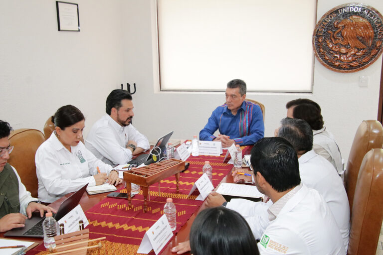 Rutilio Escandón y Zoé Robledo ratifican compromiso para fortalecer acciones y proyectos en materia de salud para Chiapas