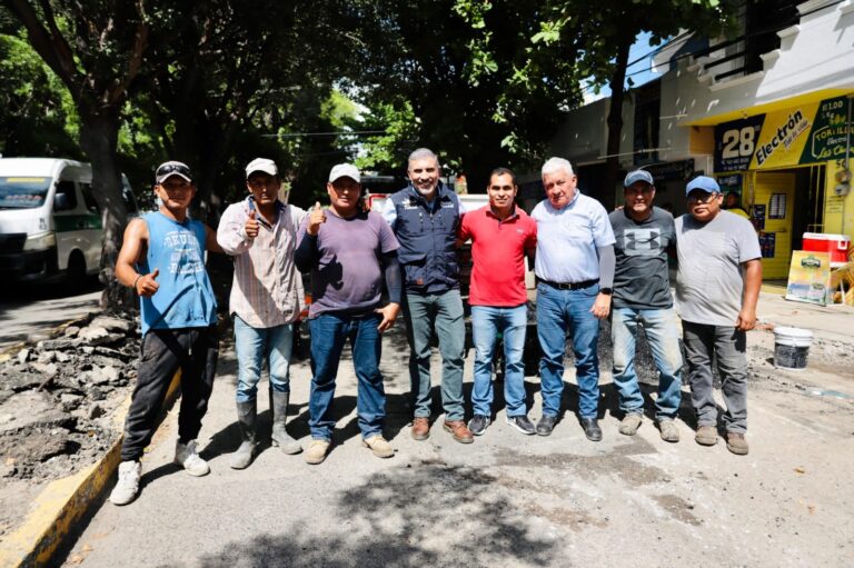 Mejoramos el tránsito y movilidad con trabajos de bacheo: Ángel Torres