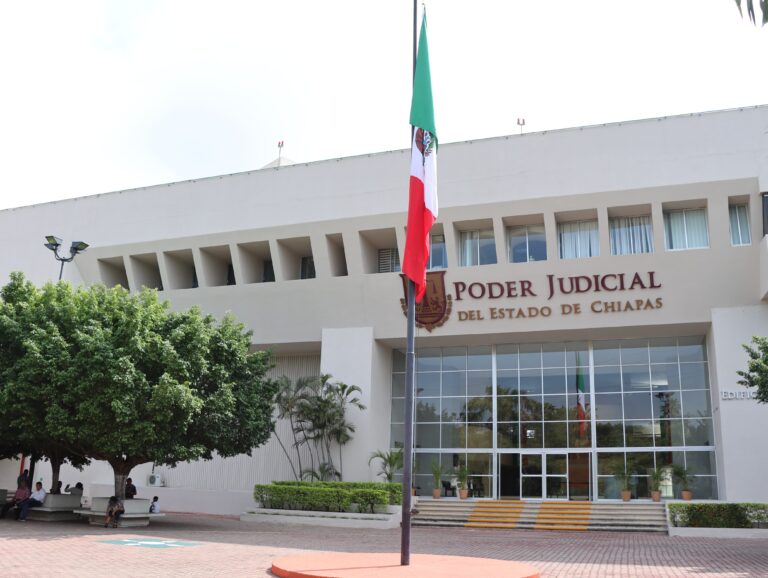 Logra Poder Judicial restitución de inmuebles y solución de conflicto social en Totolapa a través de la Justicia Alternativa