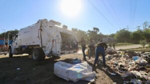 Realizan Segundo Operativo de Limpieza en las Orillas del Río Cuautitlán.