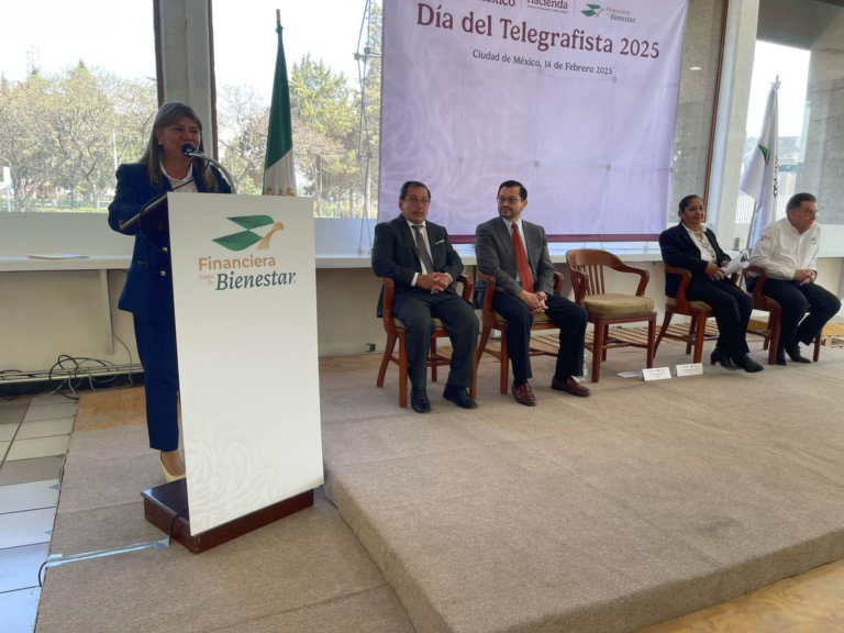 ¡Celebra con nosotros el DíadelTelegrafista! Rocío Mejía resalta la evolución y compromiso de FINABIEN