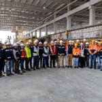 Samuel García supervisa producción de trabes para Líneas 4 y 6 del Metro en Nuevo León