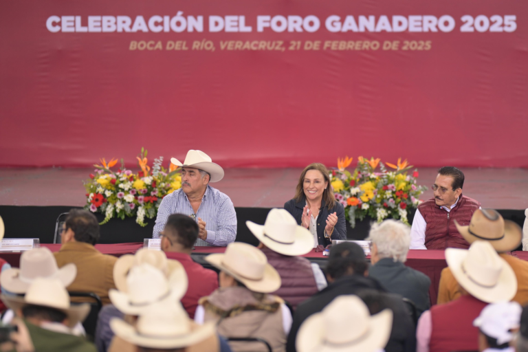 Gobernadora Rocío Nahle participa en el Foro Ganadero 2025 en Boca del Río