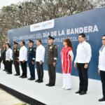 Jorge Acero acompaña a Eduardo Ramírez en la conmemoración del CCIV Aniversario del Día de la Bandera