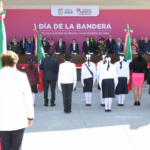 Delfina Gómez encabeza Ceremonia del Día de la Bandera en el Estado de México