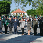 Margarita González Saravia abandera escoltas en el marco del Día de la Bandera en Morelos