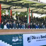 Asiste Víctor Rodríguez Padilla a homenaje a la Bandera Nacional en Campo Marte