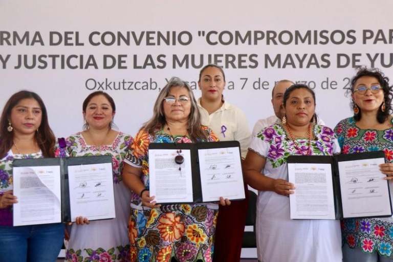 Reconocen en Yucatán la labor de parteras mayas, guardianas de saberes ancestrales