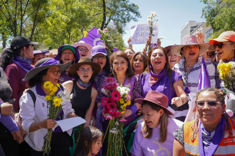 Conteo final más de 200 mil mujeres participaron en la movilización del #8M