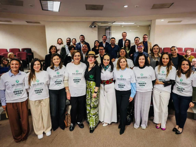 Mujeres neoleonesas fortalecen su presencia en la industria de los destilados en México