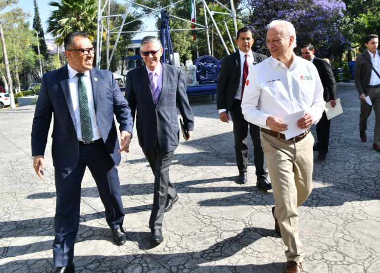 Director General de Pemex participa en foro sobre producción de hidrocarburos en yacimientos no convencionales