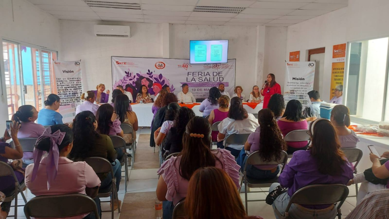 Impulsan igualdad de género con ponencia “Sororidad entre Mujeres” en Tapachula