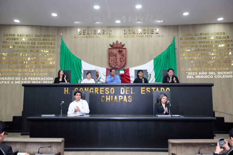 Juventudes chiapanecas alzan la voz en el Congreso del Estado