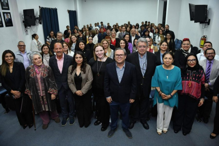 Presentan en la UNACH la Cátedra La Constitución y los derechos de las mujeres en México