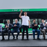 Inicia operación de transmetros 100% eléctricos en San Bernabé; Samuel García apuesta por transporte limpio y moderno