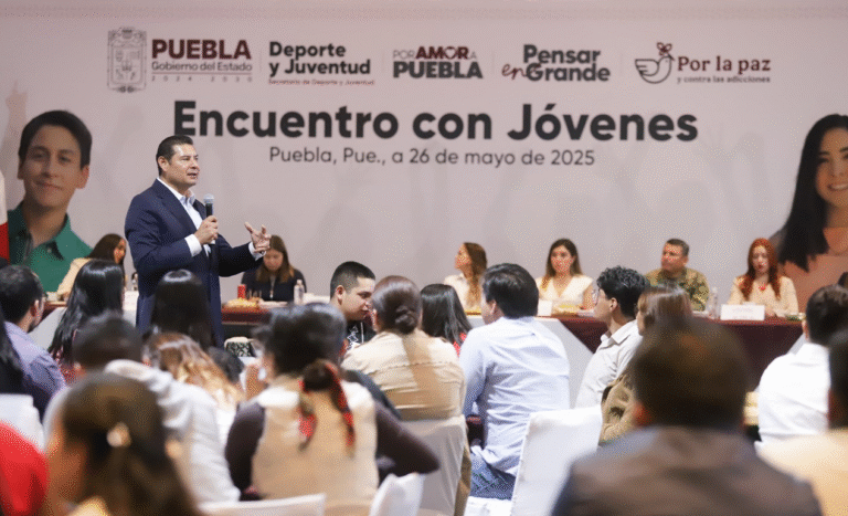 Juventudes, fuerza clave para transformar Puebla: Alejandro Armenta