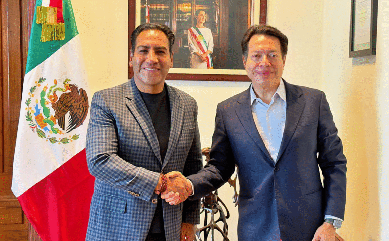 Eduardo Ramírez reitera compromiso con la educación en Chiapas