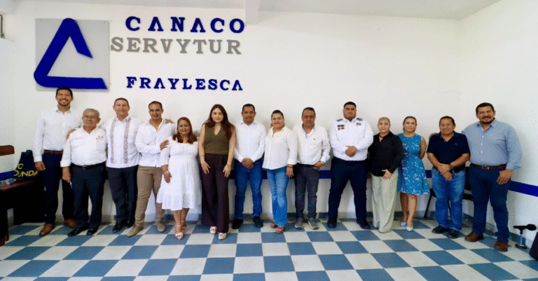Valeria Rosales dialoga con empresarios sobre seguridad en Villaflores