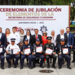 Gobierno de Cholula rinde homenaje a policías jubilados por décadas de servicio