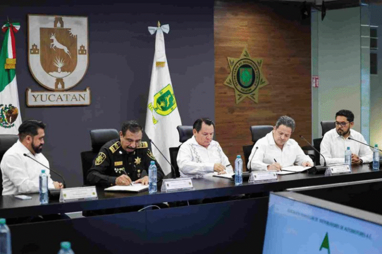 Yucatán revoluciona el emplacamiento vehicular con sistema inteligente y uso de IA