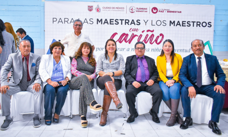 Reconoce Tláhuac a maestras y maestros como pilares de la transformación educativa