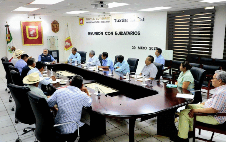 Ángel Torres fortalece lazos con comisariados ejidales para beneficio de Tuxtla