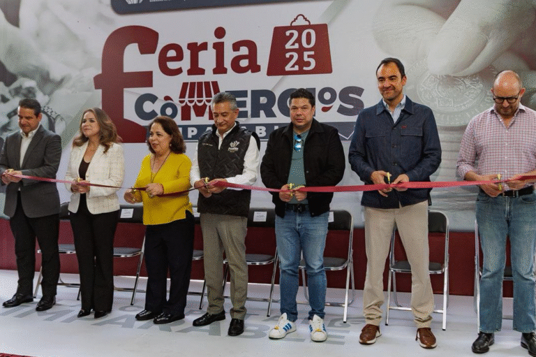 Gobierno de la Ciudad impulsa beneficios a servidores públicos con la Feria de Comercios Imparables 2025