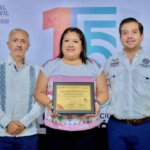 Reconocen a María de Lourdes González Náfate en el 15 aniversario de la Escuela Nacional de Protección Civil en Chiapas